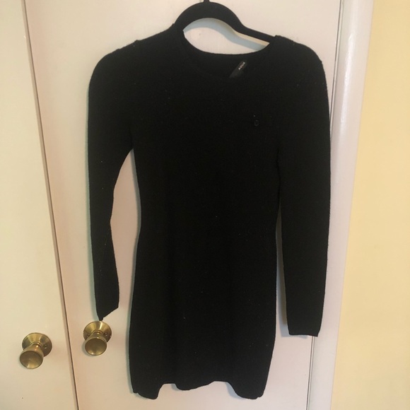 Long black blouse - Picture 1 of 2